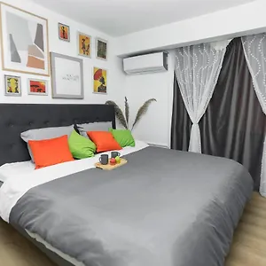 11 Steps' Lovely In The Center Apartamento